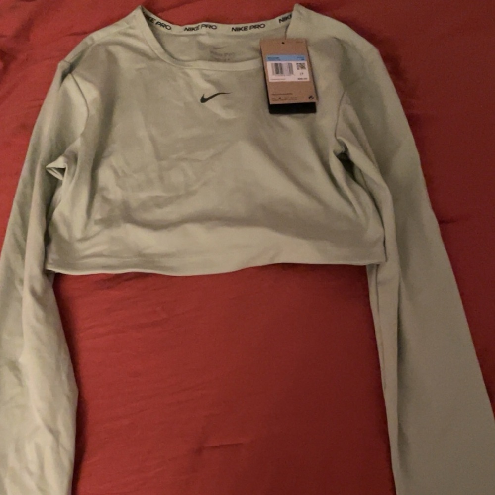 New Nike crop top